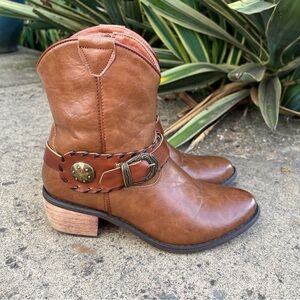 ROPER Women’s Mae Cowboy Boots Size 7 Round Toe Casual Ankle Low Heel Brown Boho